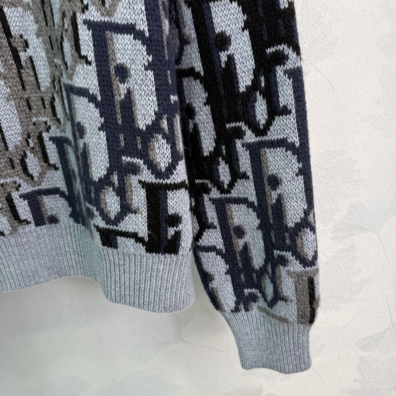 chr1st1an D10r sweaters